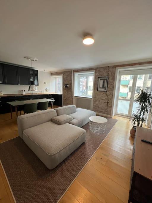 Cozy Apartment In Christianshavn W Two Balconies. Copenaghen Esterno foto